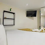 Cosy Flat In The Downtown 아파트